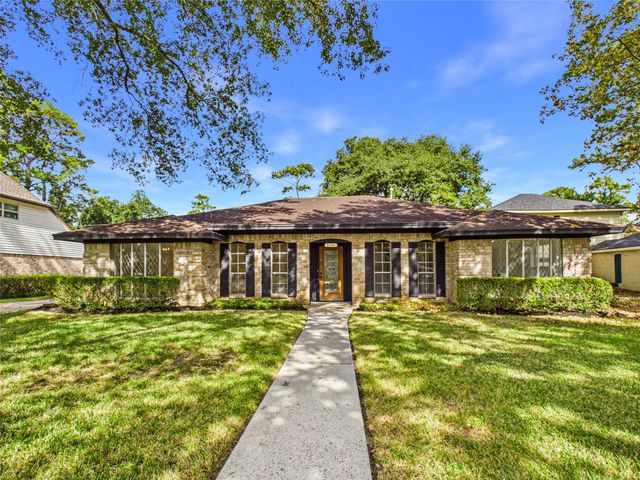 5114 Boyce Springs Drive, Houston, TX 77066