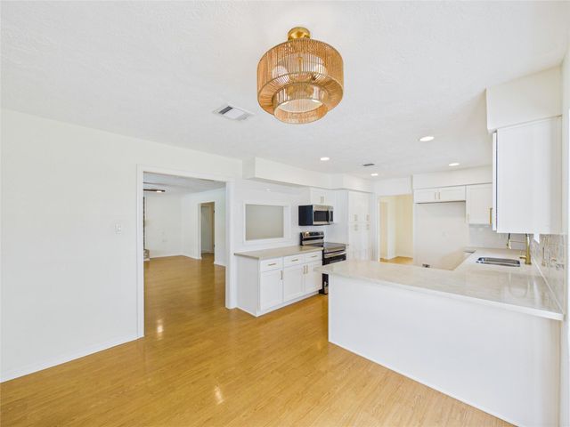 5114 Boyce Springs Drive, Houston, TX 77066
