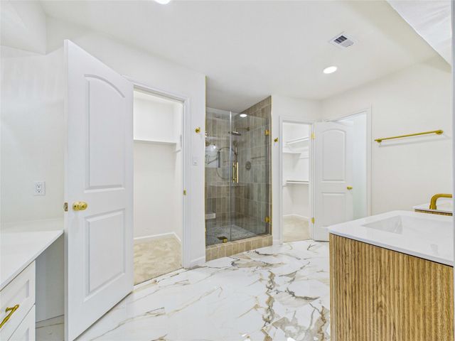 5114 Boyce Springs Drive, Houston, TX 77066