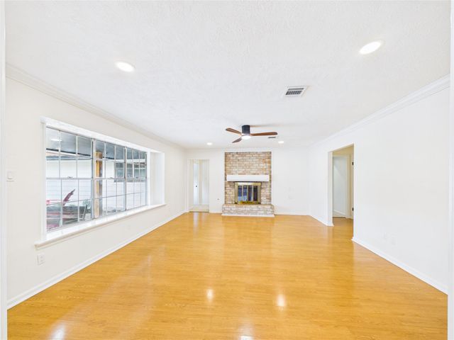 5114 Boyce Springs Drive, Houston, TX 77066