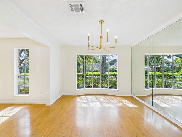 5114 Boyce Springs Drive, Houston, TX 77066