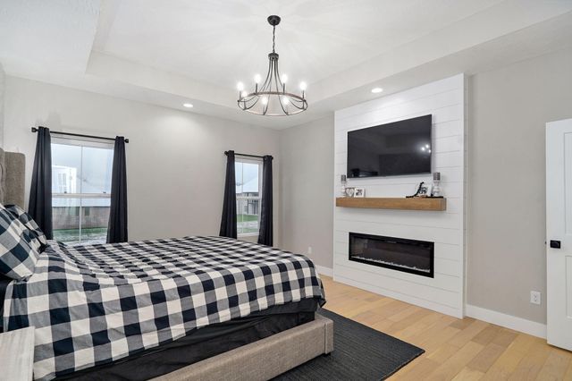 5514 E Cavalcade Lane, Springfield, MO 65802