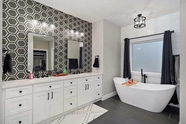 5514 E Cavalcade Lane, Springfield, MO 65802