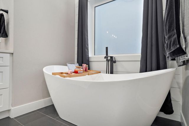 5514 E Cavalcade Lane, Springfield, MO 65802