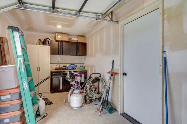 5514 E Cavalcade Lane, Springfield, MO 65802