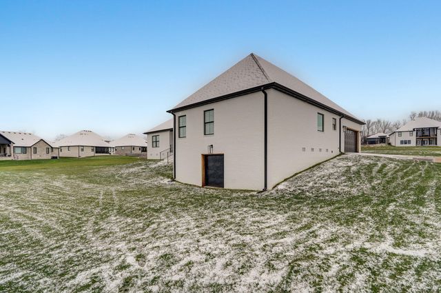 5514 E Cavalcade Lane, Springfield, MO 65802