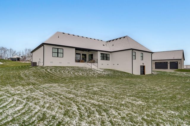 5514 E Cavalcade Lane, Springfield, MO 65802