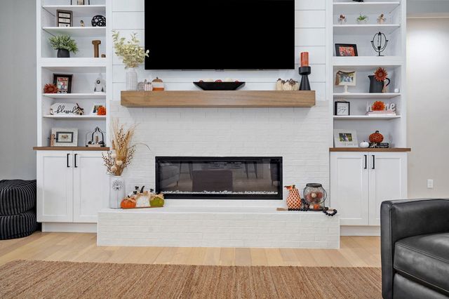 5514 E Cavalcade Lane, Springfield, MO 65802