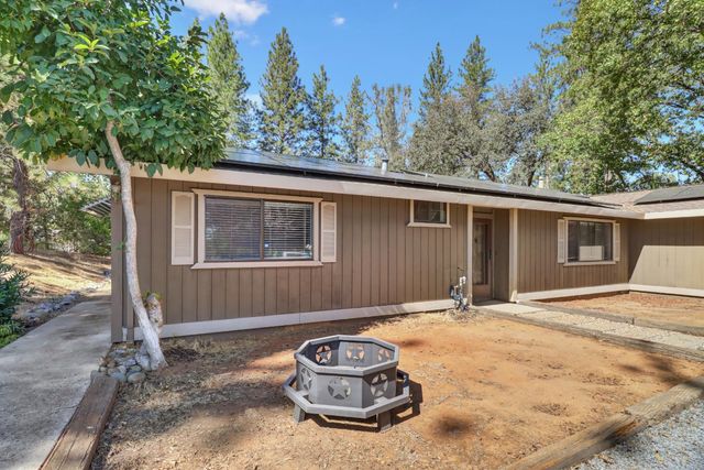 3135 Upper Black Rock Rd, Cool, CA 95614