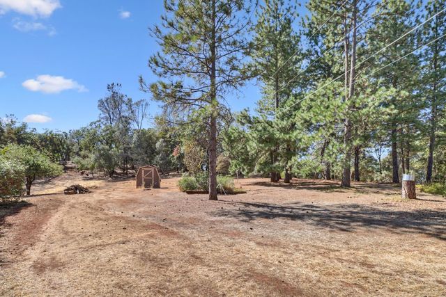 3135 Upper Black Rock Rd, Cool, CA 95614