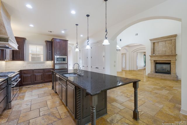 22403 Viajes, San Antonio, TX 78261
