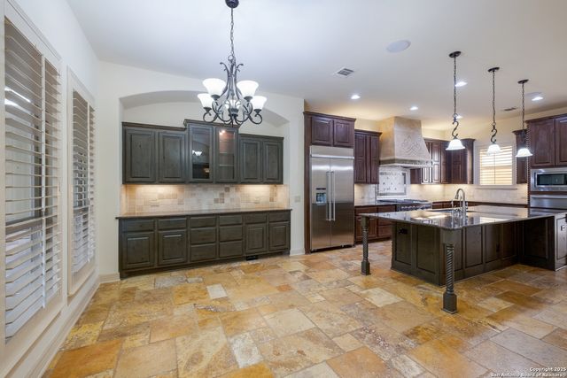 22403 Viajes, San Antonio, TX 78261