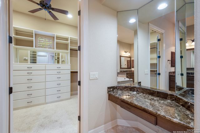22403 Viajes, San Antonio, TX 78261