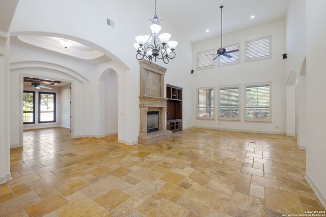 22403 Viajes, San Antonio, TX 78261
