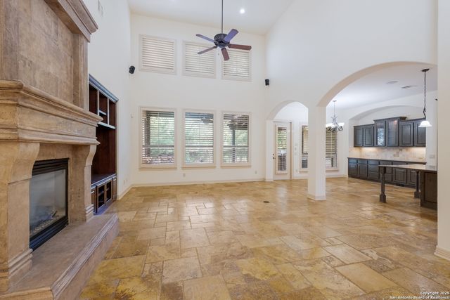 22403 Viajes, San Antonio, TX 78261