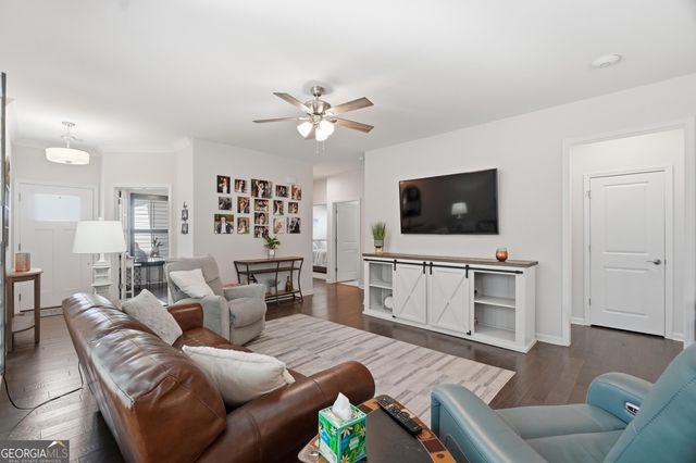 5946 Rollingwood Way, Hoschton, GA 30548
