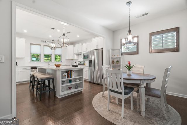 5946 Rollingwood Way, Hoschton, GA 30548