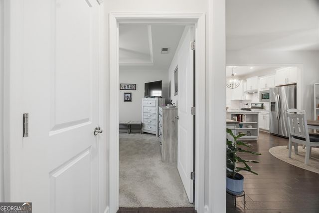 5946 Rollingwood Way, Hoschton, GA 30548