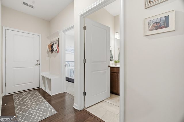 5946 Rollingwood Way, Hoschton, GA 30548
