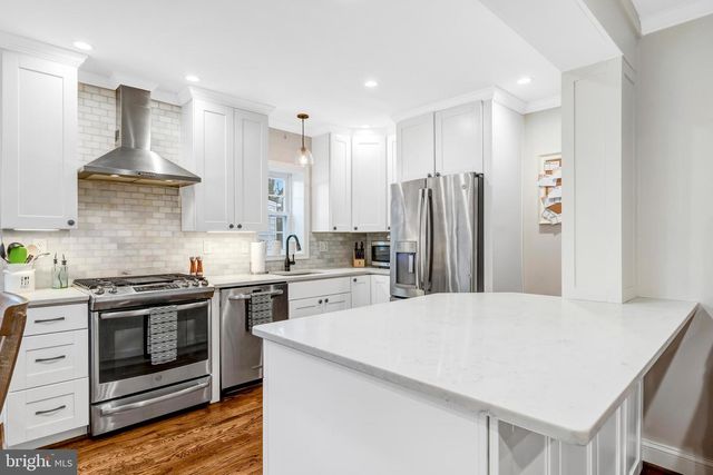 10001 BIG ROCK RD, Silver Spring, MD 20901