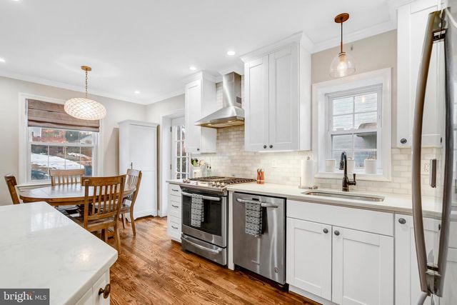 10001 BIG ROCK RD, Silver Spring, MD 20901