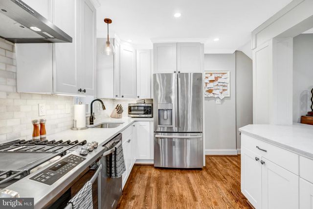 10001 BIG ROCK RD, Silver Spring, MD 20901