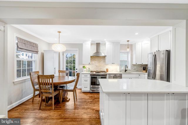 10001 BIG ROCK RD, Silver Spring, MD 20901
