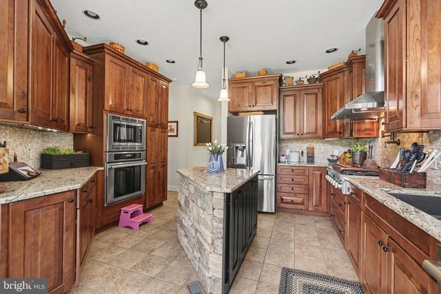 639 MOUNT ROCK ROAD, Carlisle, PA 17015