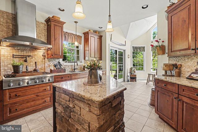 639 MOUNT ROCK ROAD, Carlisle, PA 17015