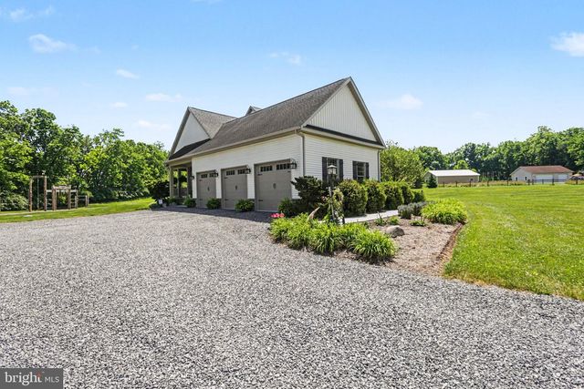 639 MOUNT ROCK ROAD, Carlisle, PA 17015