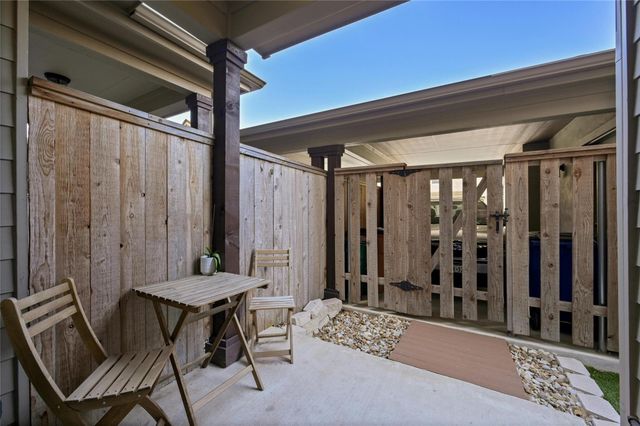 7714 Easy Wind DR, Austin, TX 78757