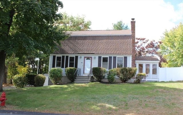 471 Butman Rd, Lowell, MA 01852