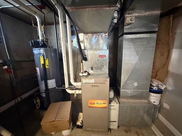 471 Butman Rd, Lowell, MA 01852