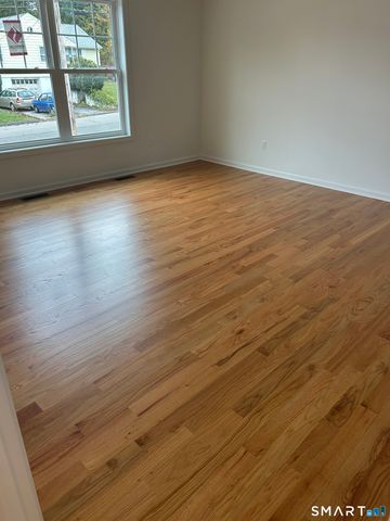 18 Albion Avenue, West Haven, CT 06516