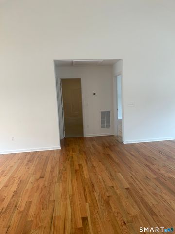 18 Albion Avenue, West Haven, CT 06516