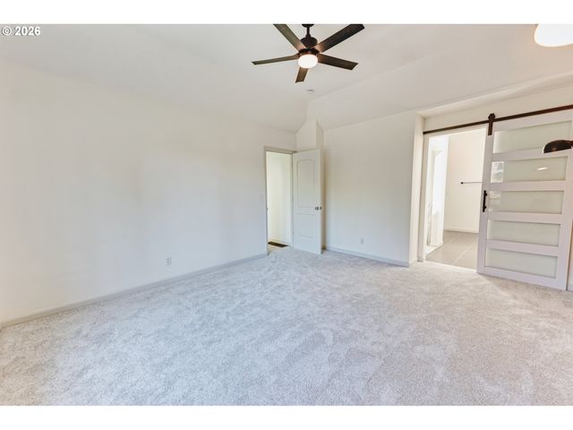 9765 Sw OAKS Ln, Portland, OR 97224