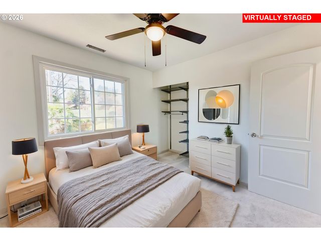 9765 Sw OAKS Ln, Portland, OR 97224