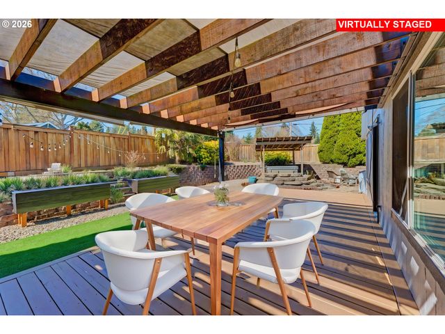 9765 Sw OAKS Ln, Portland, OR 97224