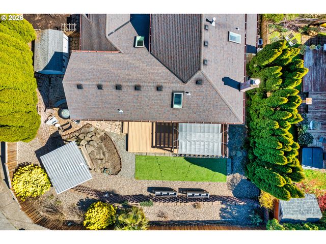 9765 Sw OAKS Ln, Portland, OR 97224