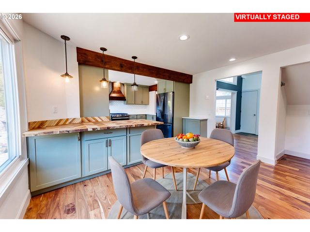 9765 Sw OAKS Ln, Portland, OR 97224