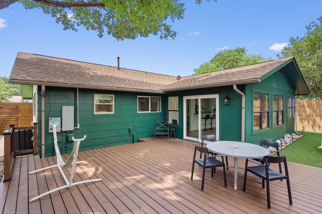 802 Leisure Run CV, Austin, TX 78745