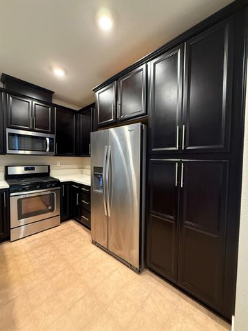 3894 E Commerce Way, Sacramento, CA 95834