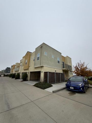 3894 E Commerce Way, Sacramento, CA 95834