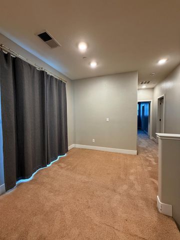 3894 E Commerce Way, Sacramento, CA 95834