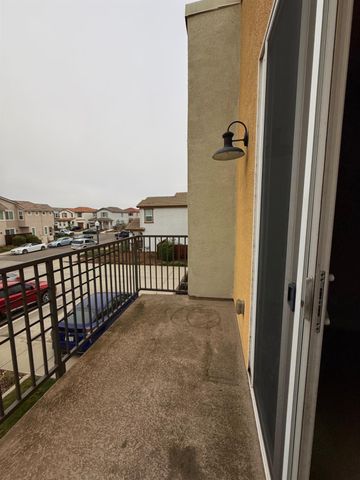 3894 E Commerce Way, Sacramento, CA 95834