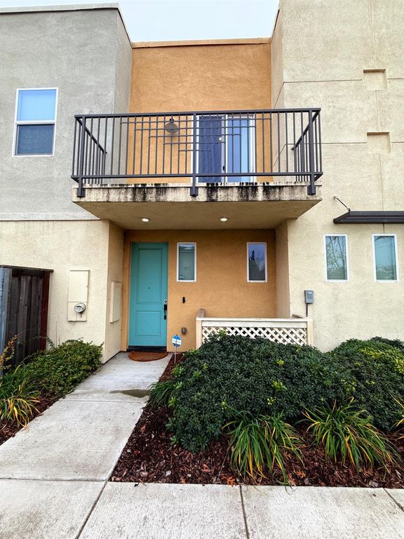 3894 E Commerce Way, Sacramento, CA 95834