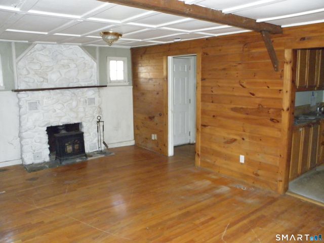 27 Fox Trail, Coventry, CT 06238