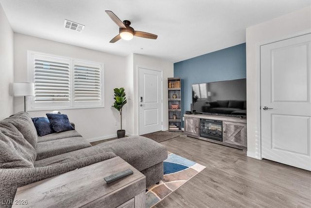 2814 Riverside Gold Court, North Las Vegas, NV 89086