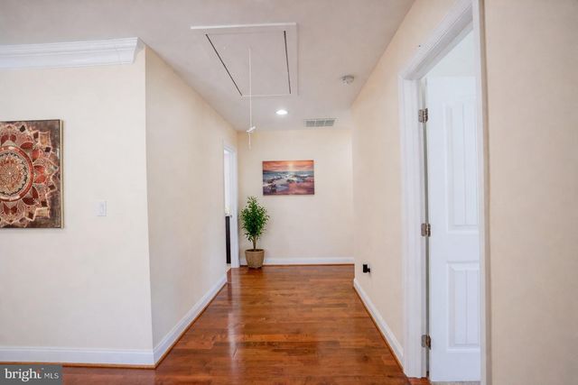 7313 BYRNELEY LN, Annandale, VA 22003