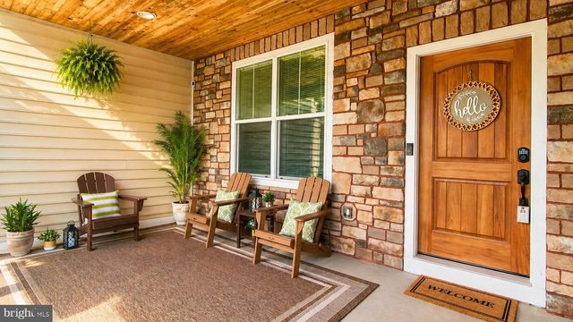 7313 BYRNELEY LN, Annandale, VA 22003